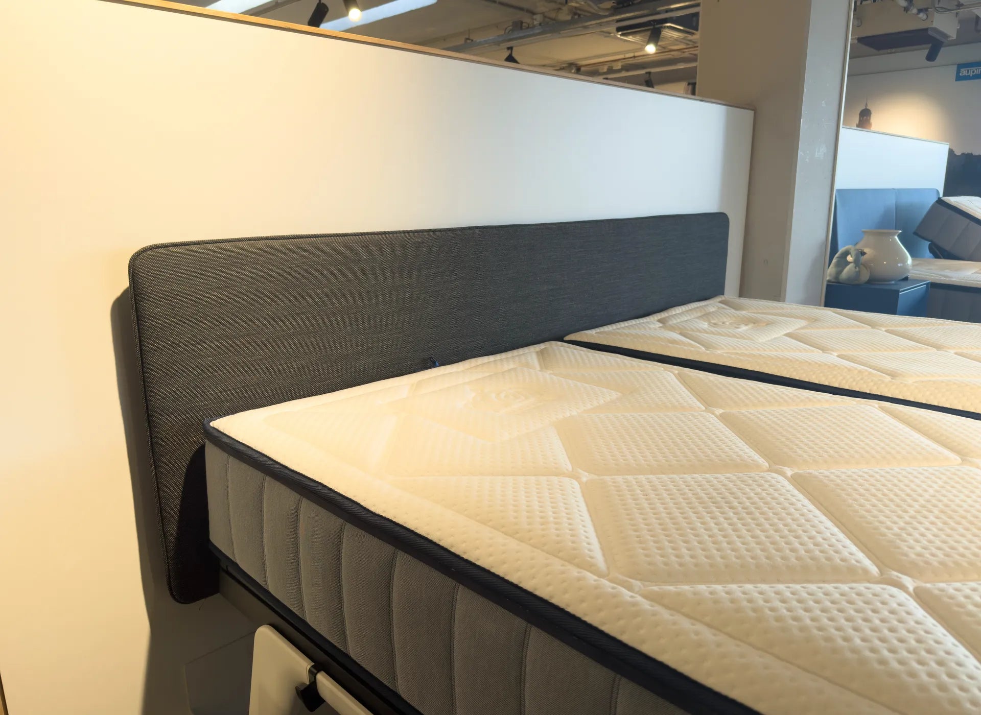 Auping Original Bed Outline Verstelbaar 180 x 210 cm (Showroommodel)