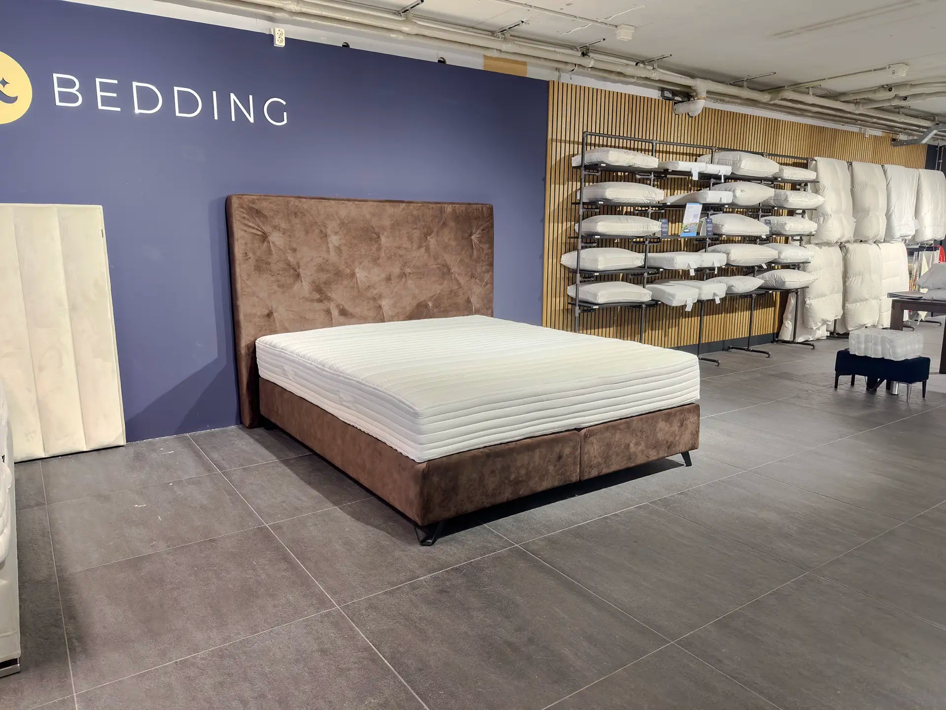 Beds & Bedding Diagon boxspring (Showroommodel)
