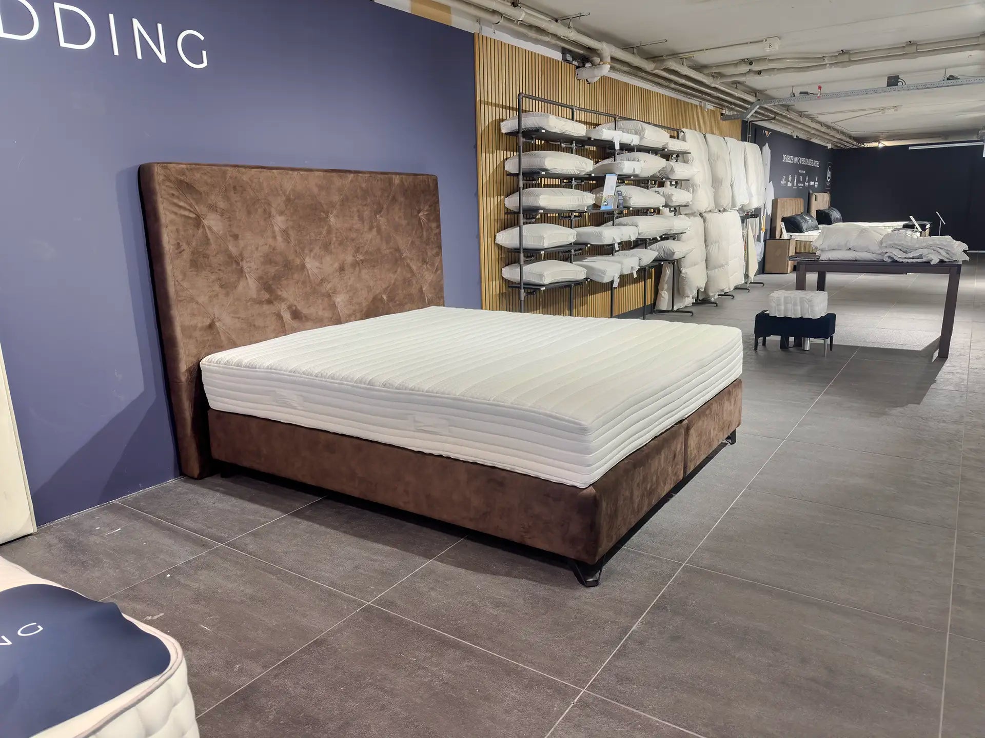 Beds & Bedding Diagon boxspring (Showroommodel)