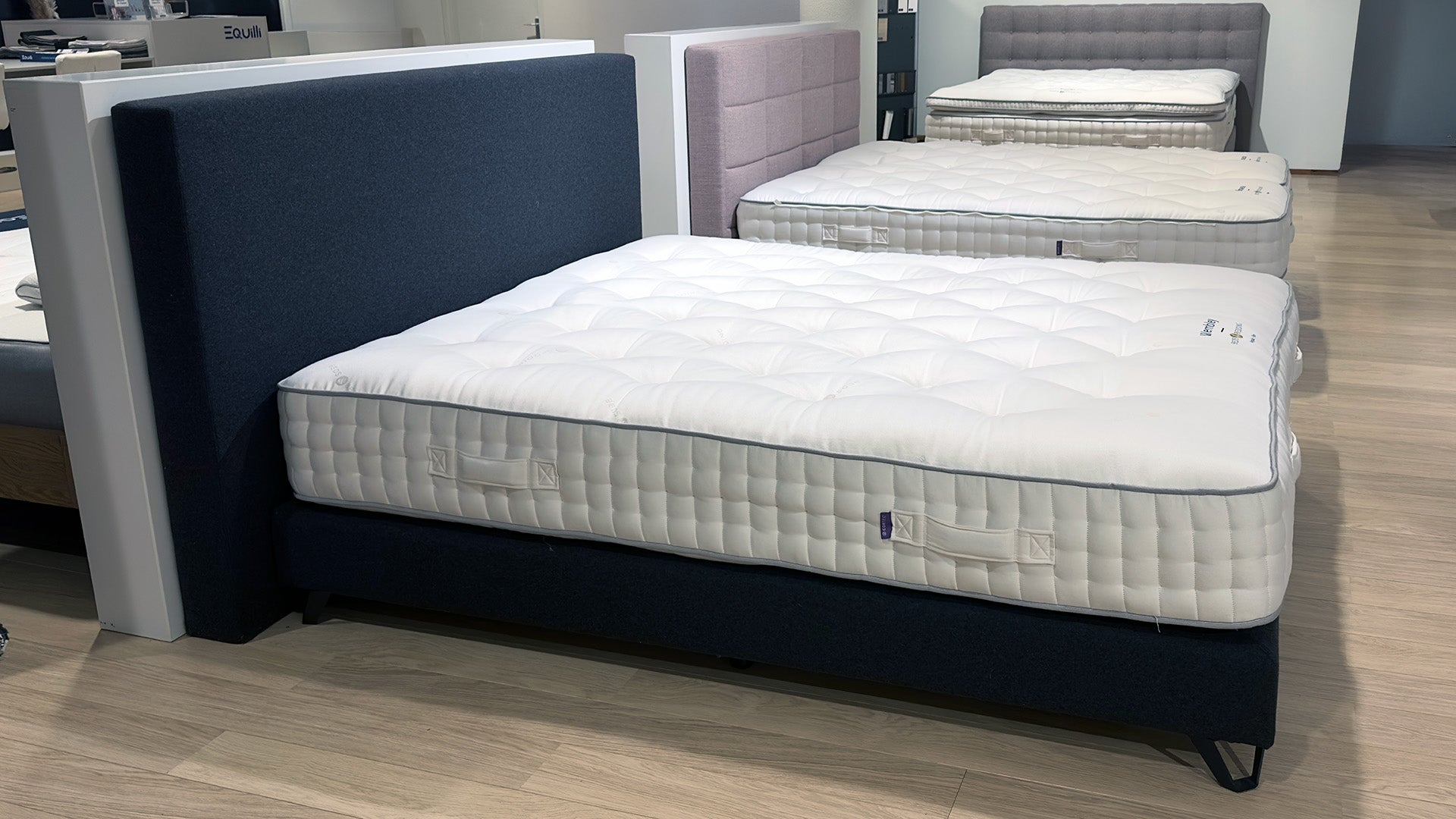 Beds & Bedding Natural Wembley 180 x 210 cm (Showroommodel)