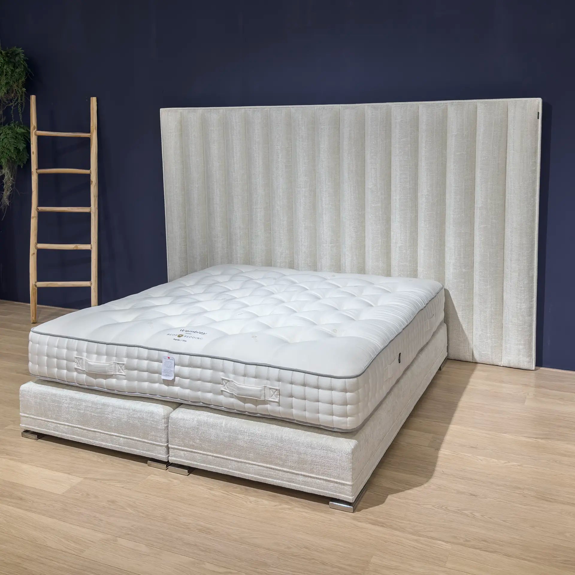 Eric Kuster Ritz Grande boxspring (Showroommodel)