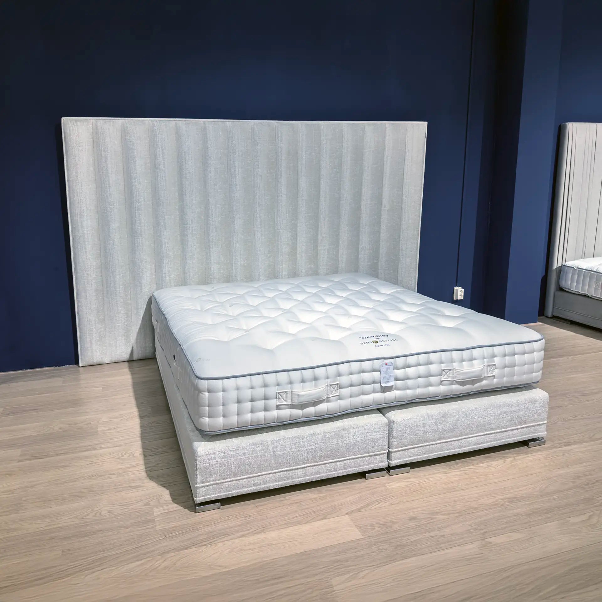 Eric Kuster Ritz Grande boxspring (Showroommodel)