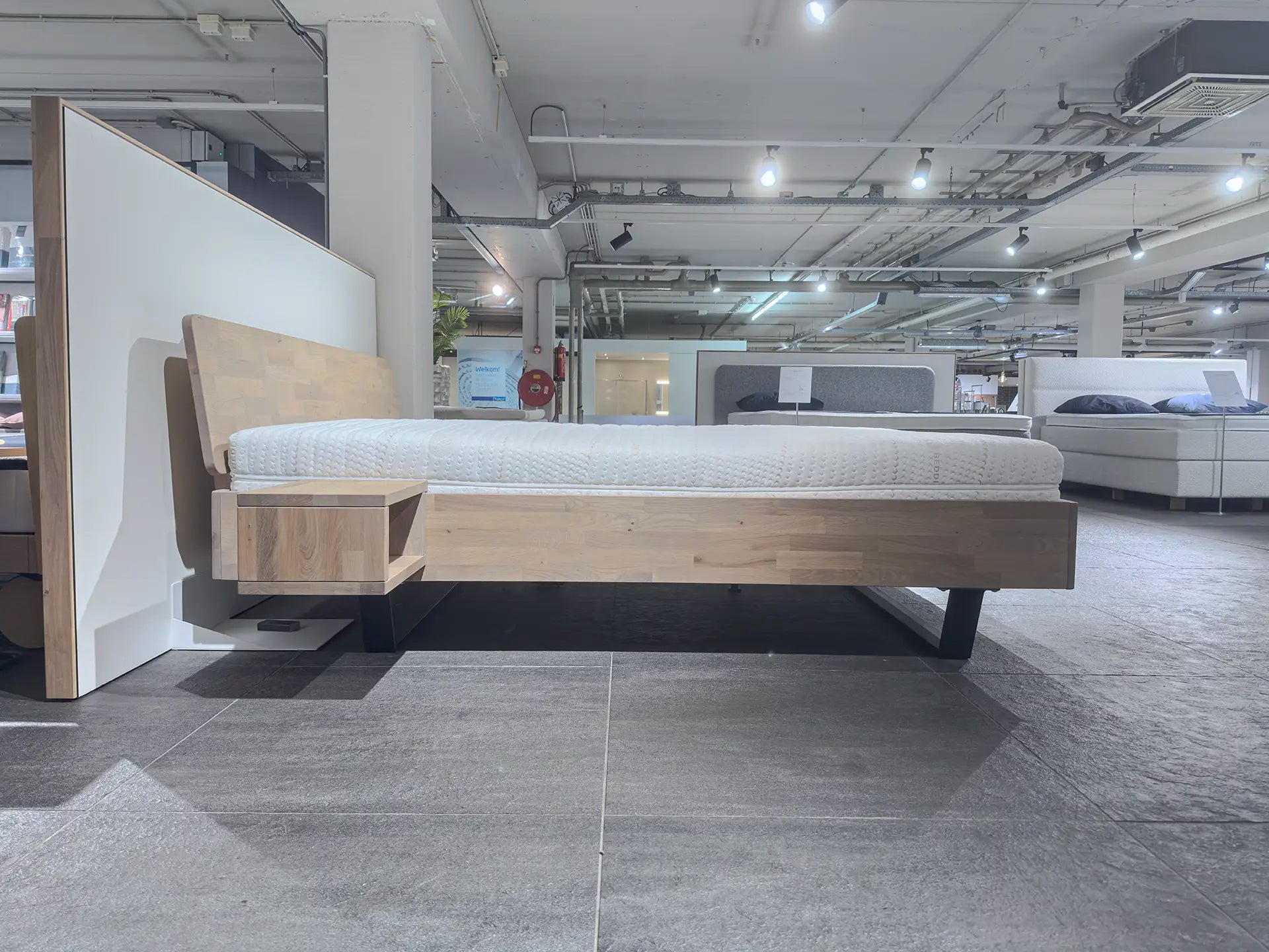 Beds & Bedding Refresh Rubin (Showroommodel)