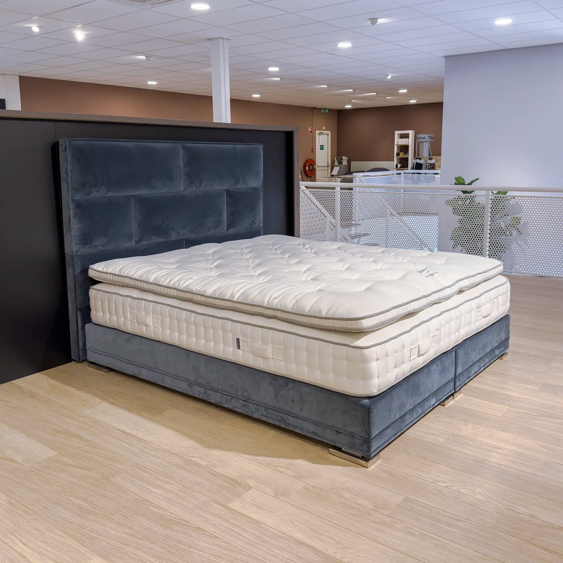 Eric Kuster Regency Natural (Showroommodel)