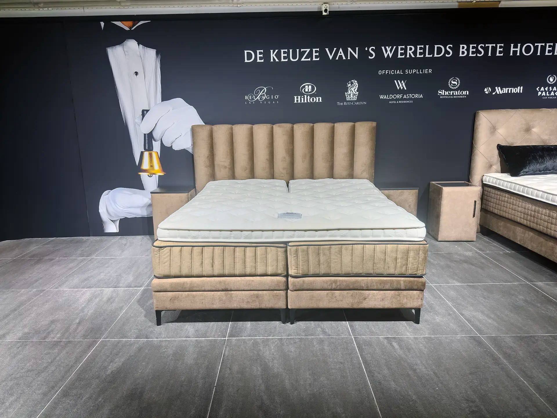 Serta Premium Chandon Boxspring (showroommodel)