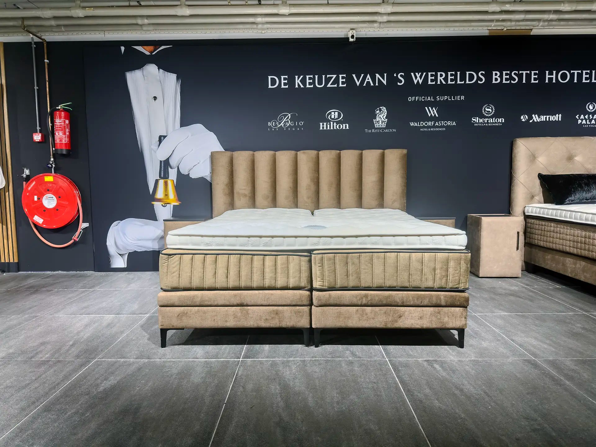 Serta Premium Chandon Boxspring (showroommodel)