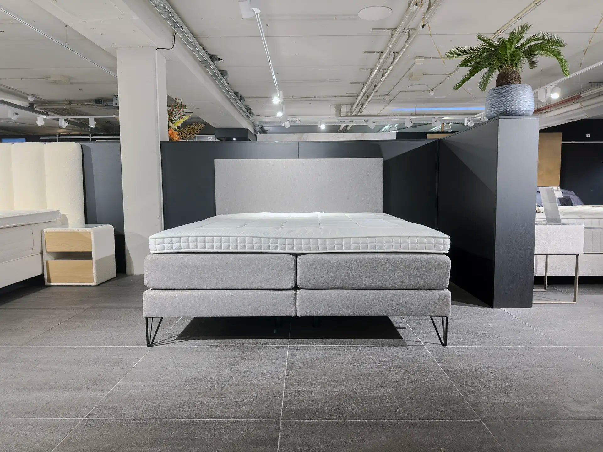 Serta Vogue Boxspring Tom (Showroommodel)