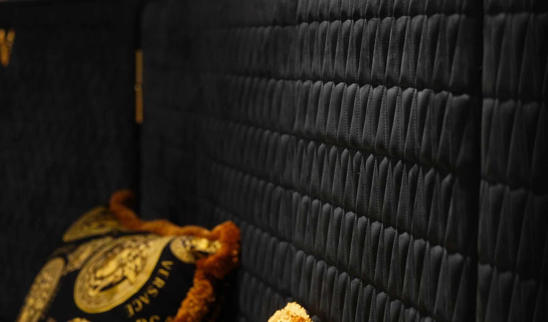 Versace Home V-King 185 x 200 cm (Showroommodel)