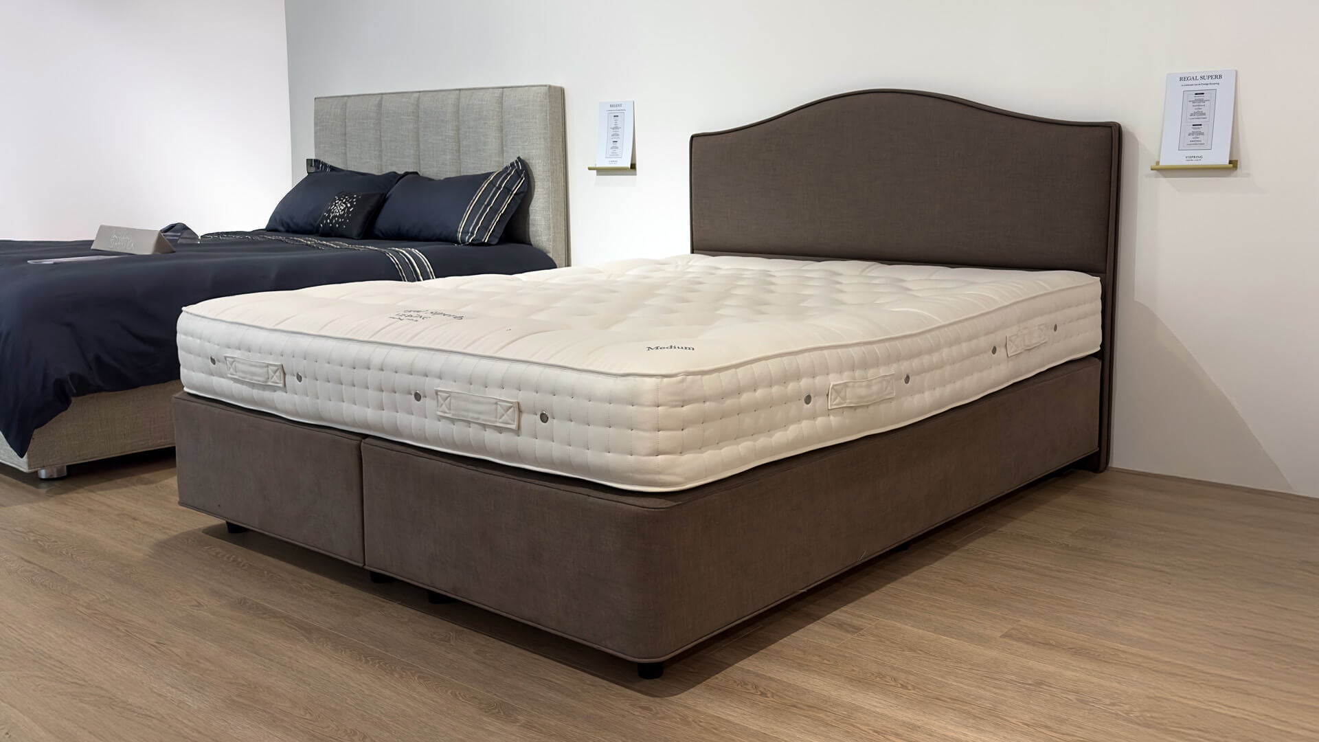 Vispring Regal Superb (Showroommodel)