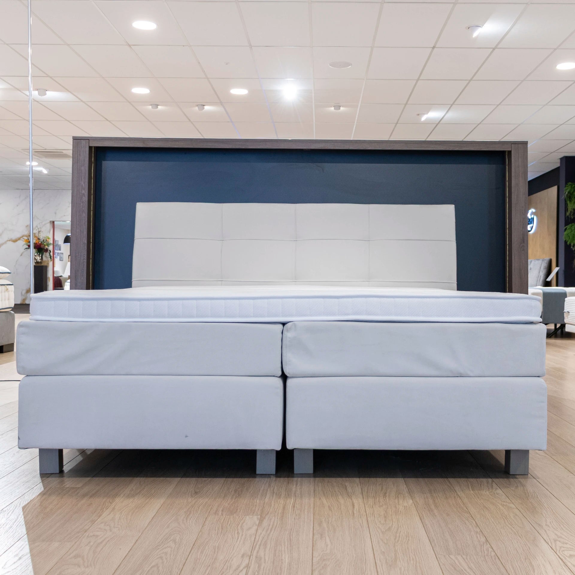 Wake Up Boxspring Calais (Showroommodel)