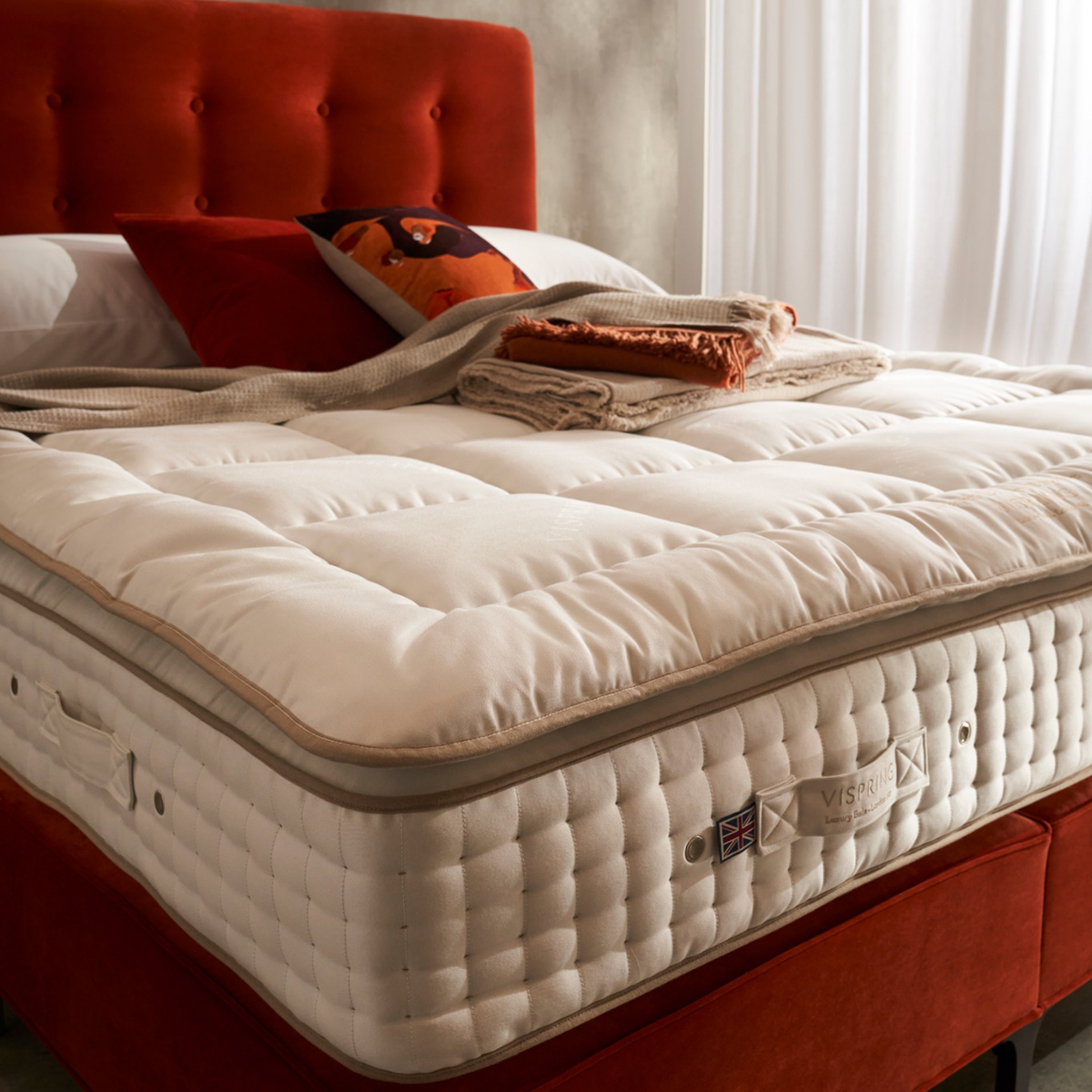 Vispring Heaven Luxury Supreme topmatras, close-up van afwerking en merknaam