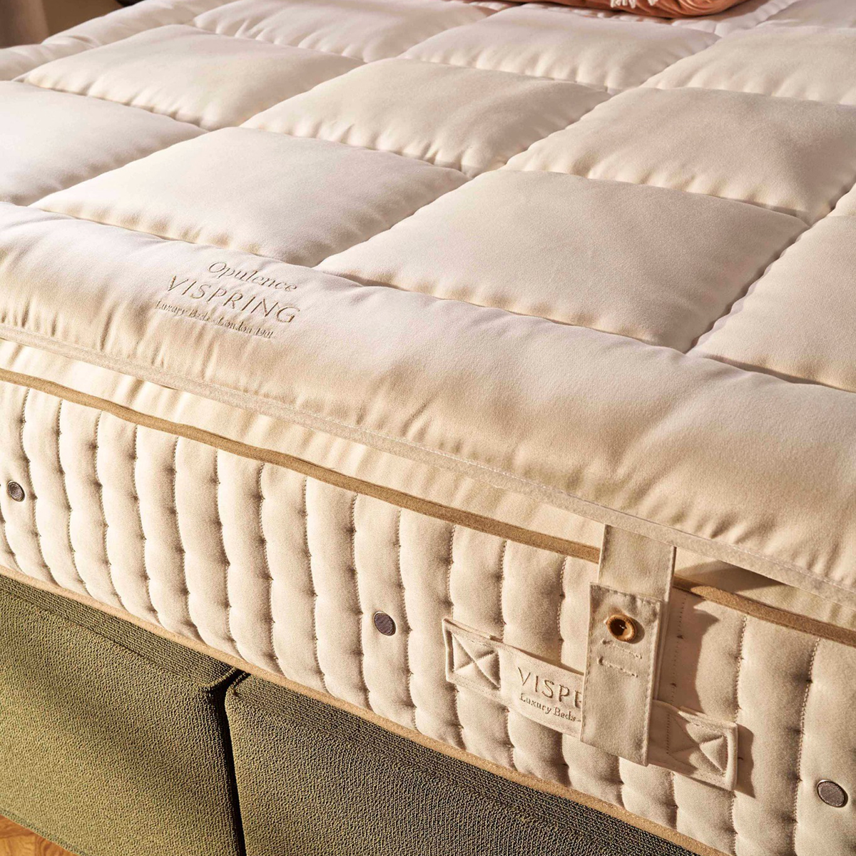 Vispring Opulence topmatras, gewatteerde bovenzijde in detail