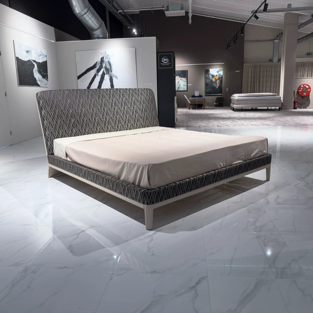 Bentley Home Newent 185 x 200 cm (Showroommodel)