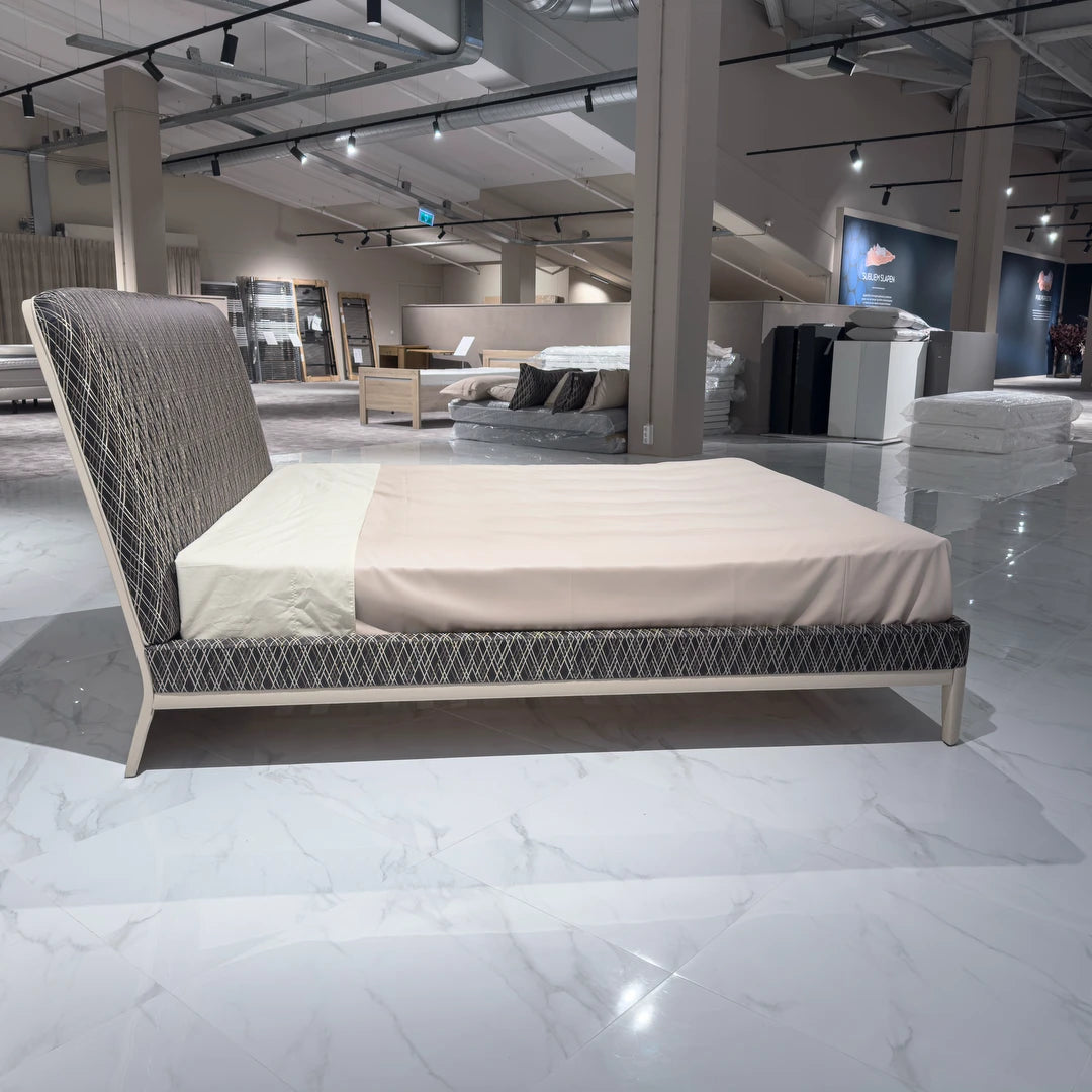 Bentley Home Newent 185 x 200 cm (Showroommodel)