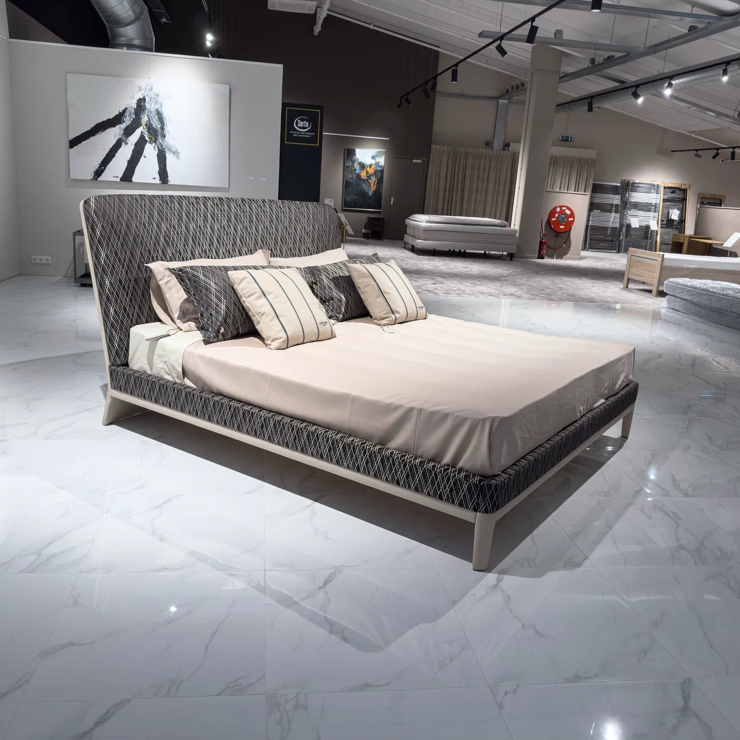 Bentley Home Newent 185 x 200 cm (Showroommodel)