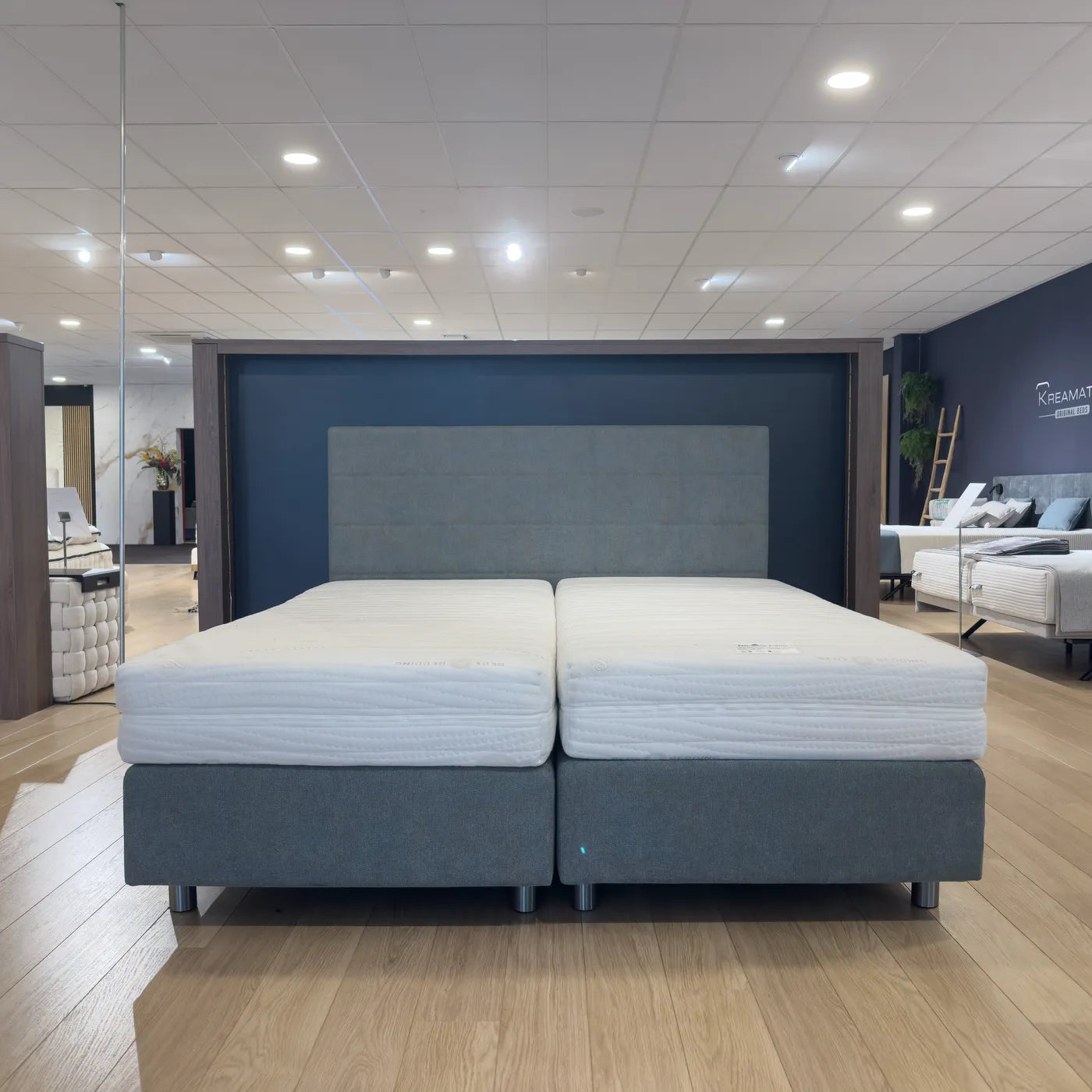 Linea boxspring met natuurlatex matrassen 180 x 210 cm