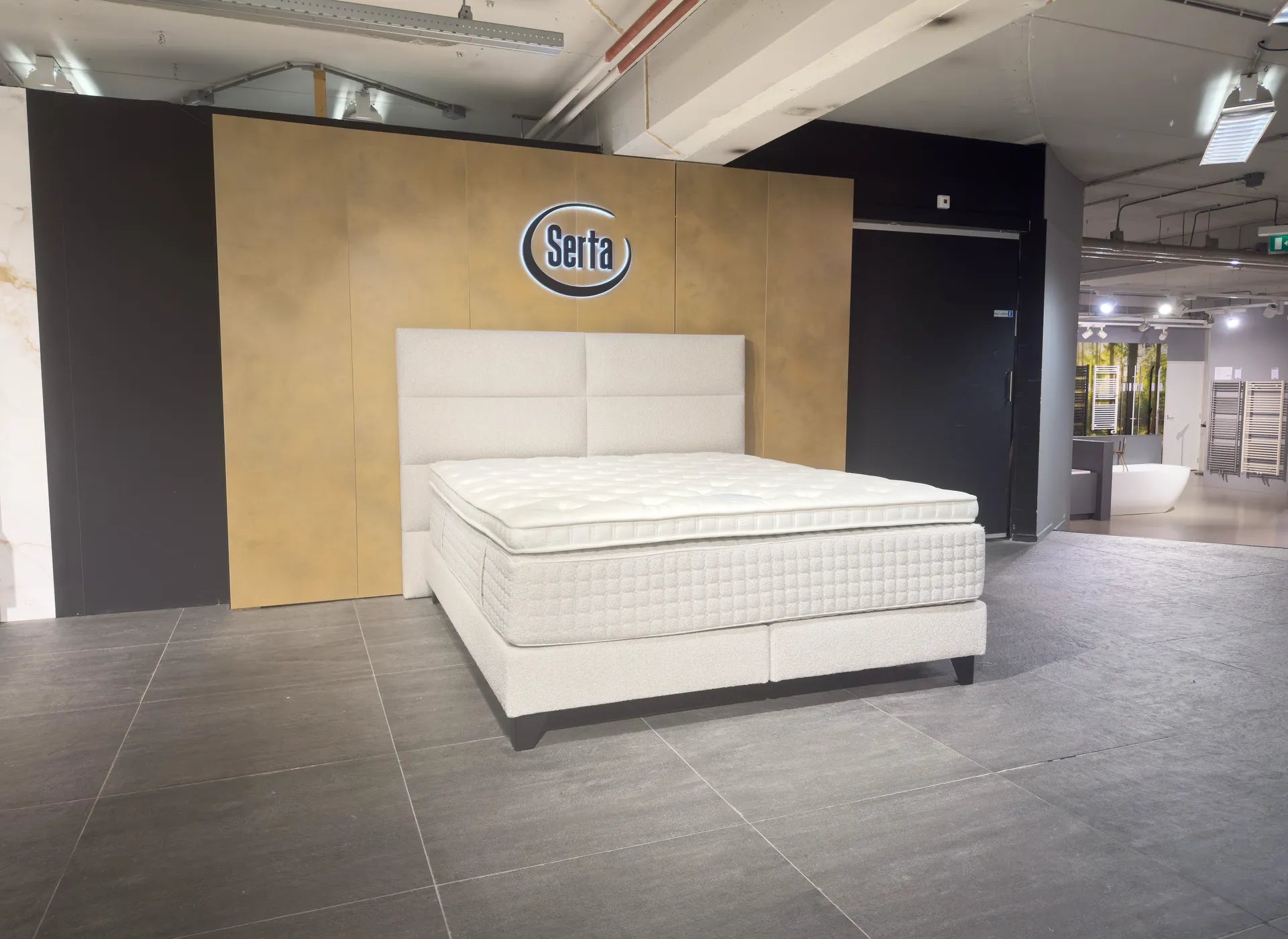 Serta Premium Lounge 180 x 210 cm (Showroommodel)