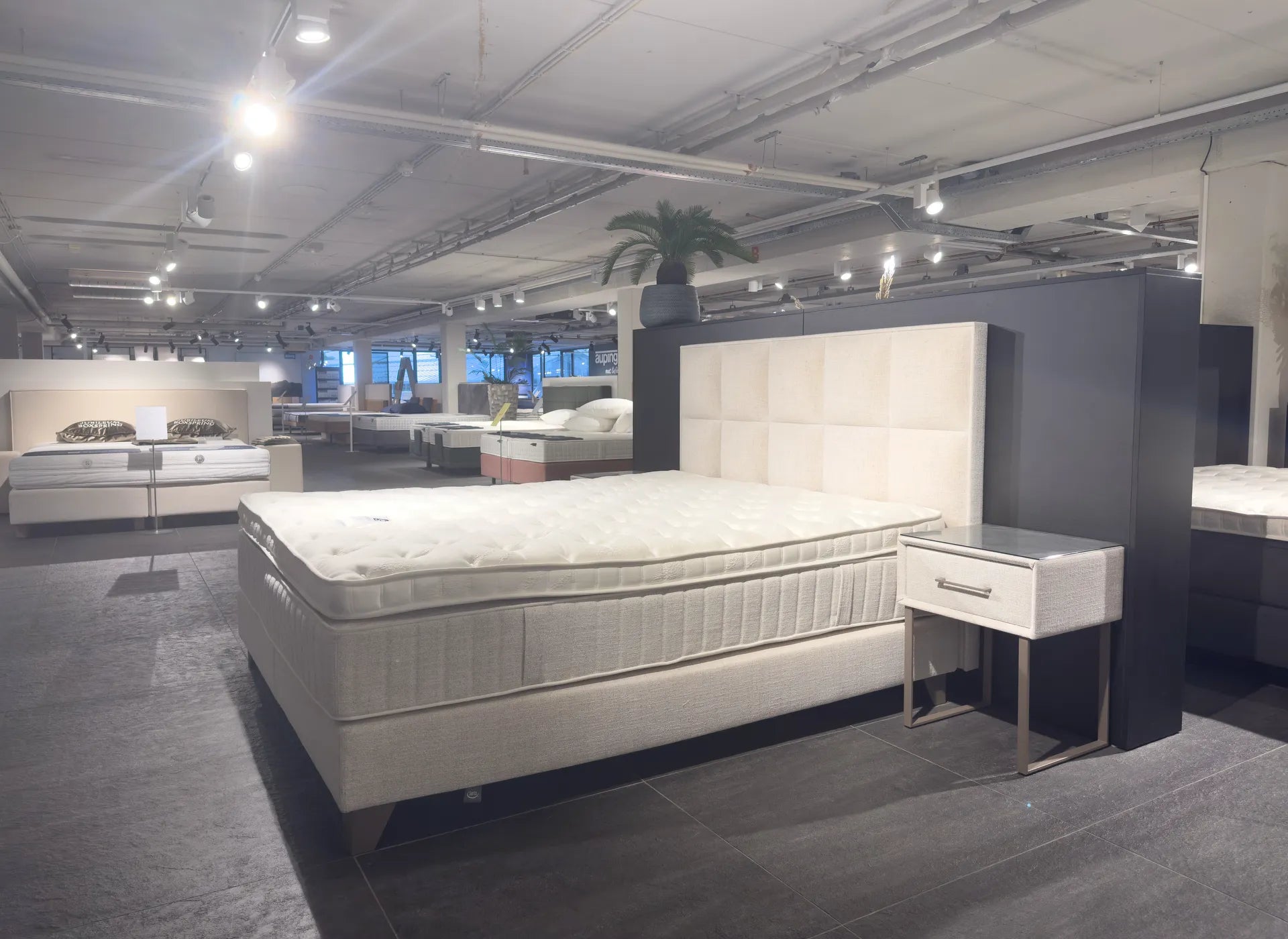 Serta Special Hollywood Boxspring 180 x 210 cm (Showroommodel)