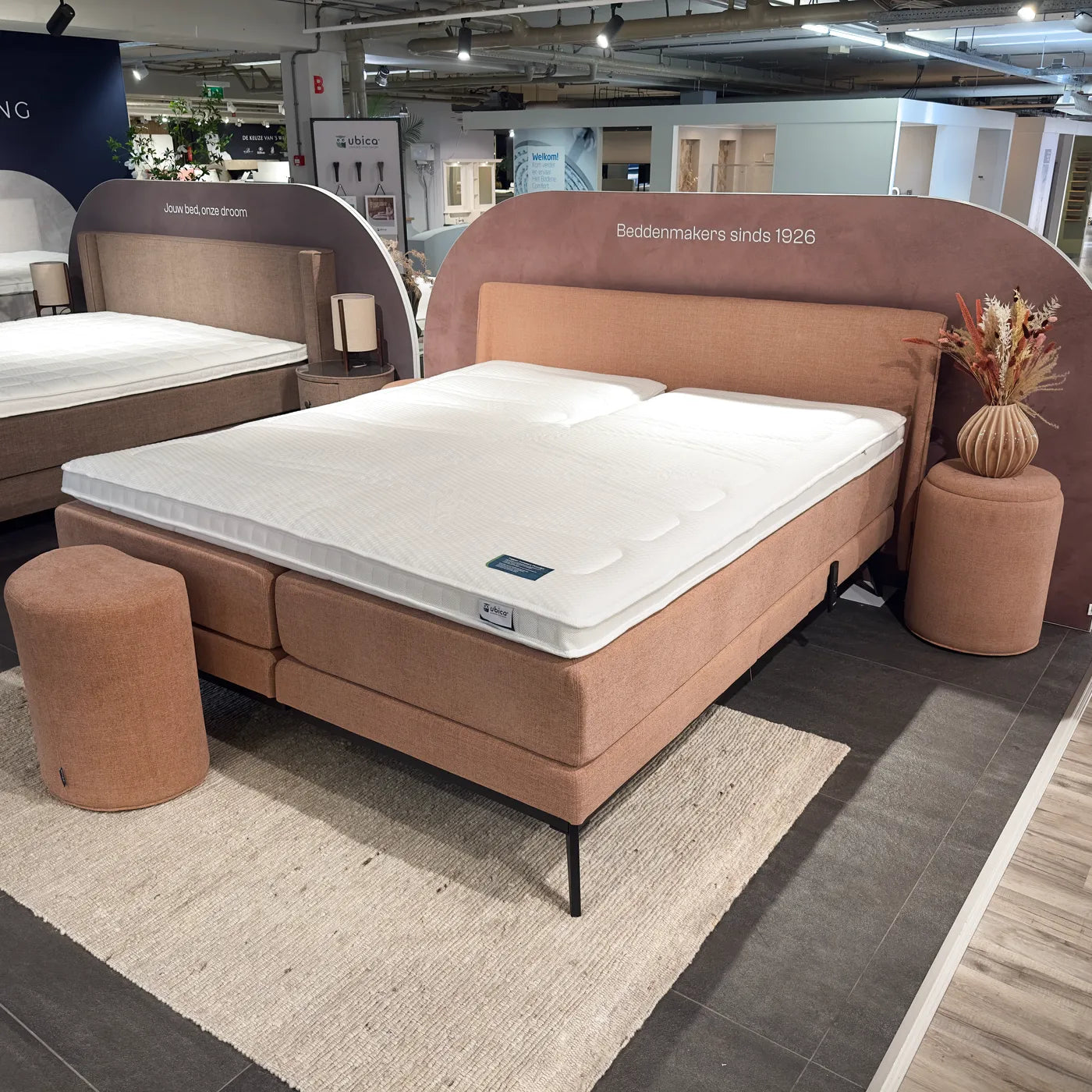 Ubica Torena Elegance elektrisch 180 x 210 cm (Showroommodel)