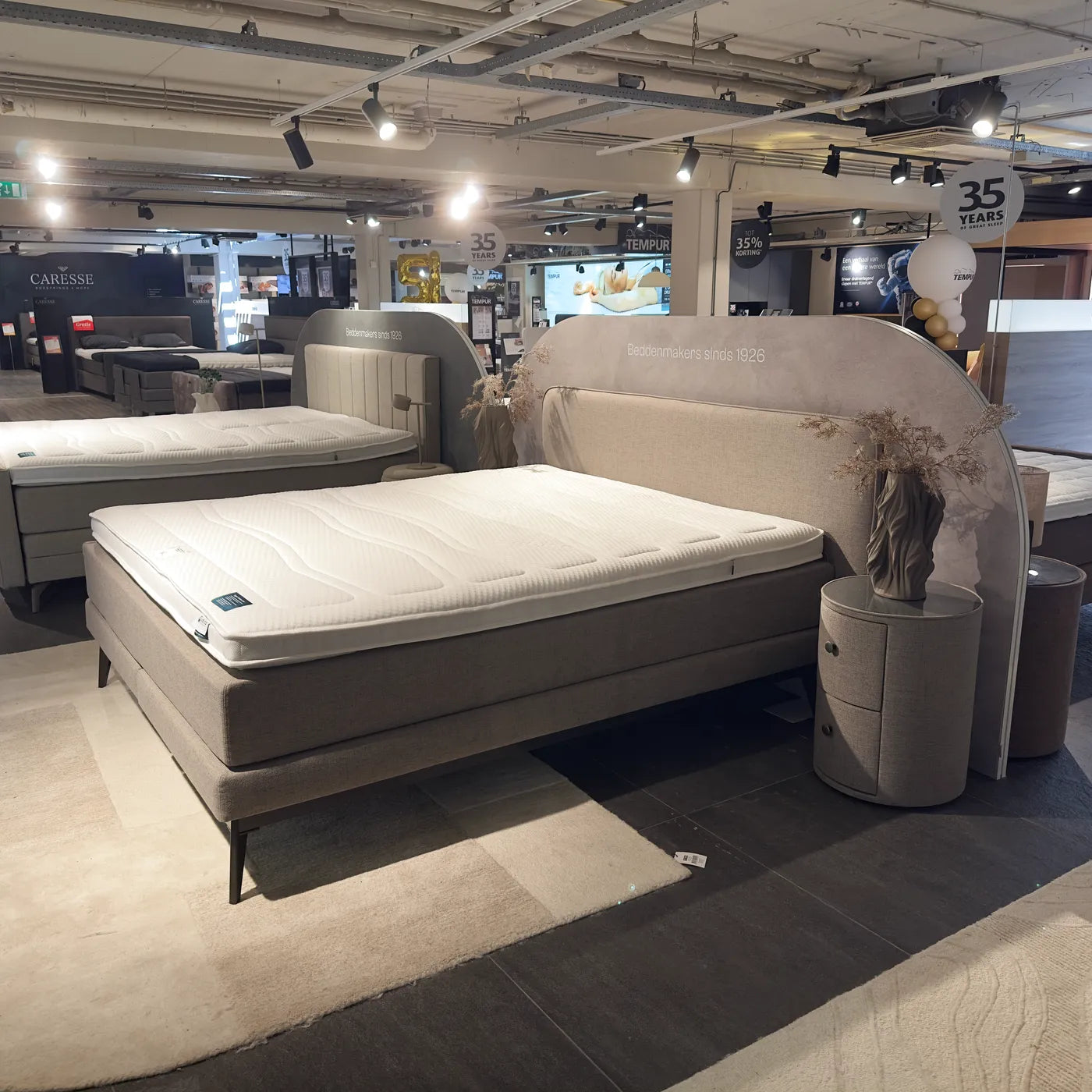 Ubica Torena Round 180 x 210 cm (Showroommodel)