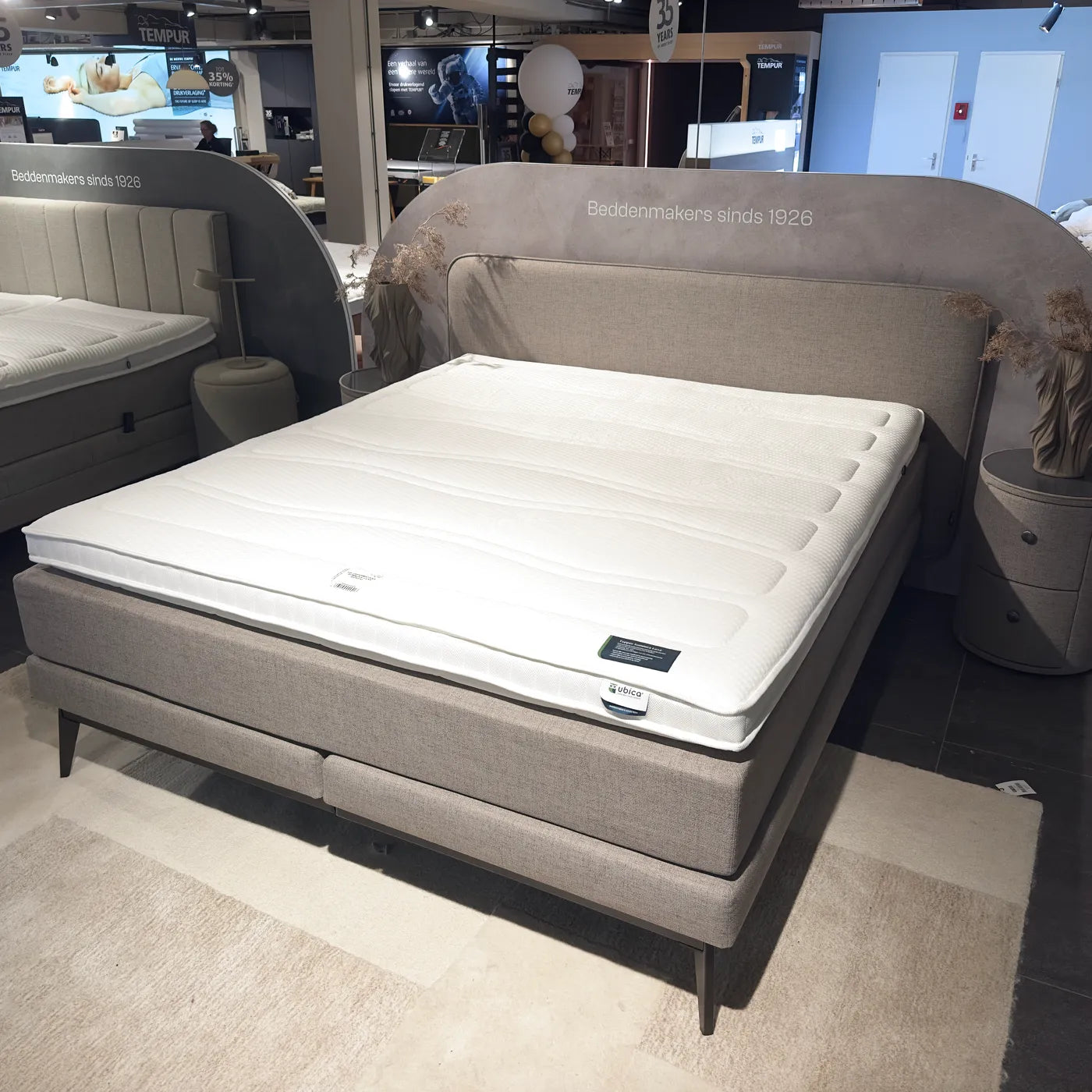 Ubica Torena Round 180 x 210 cm (Showroommodel)