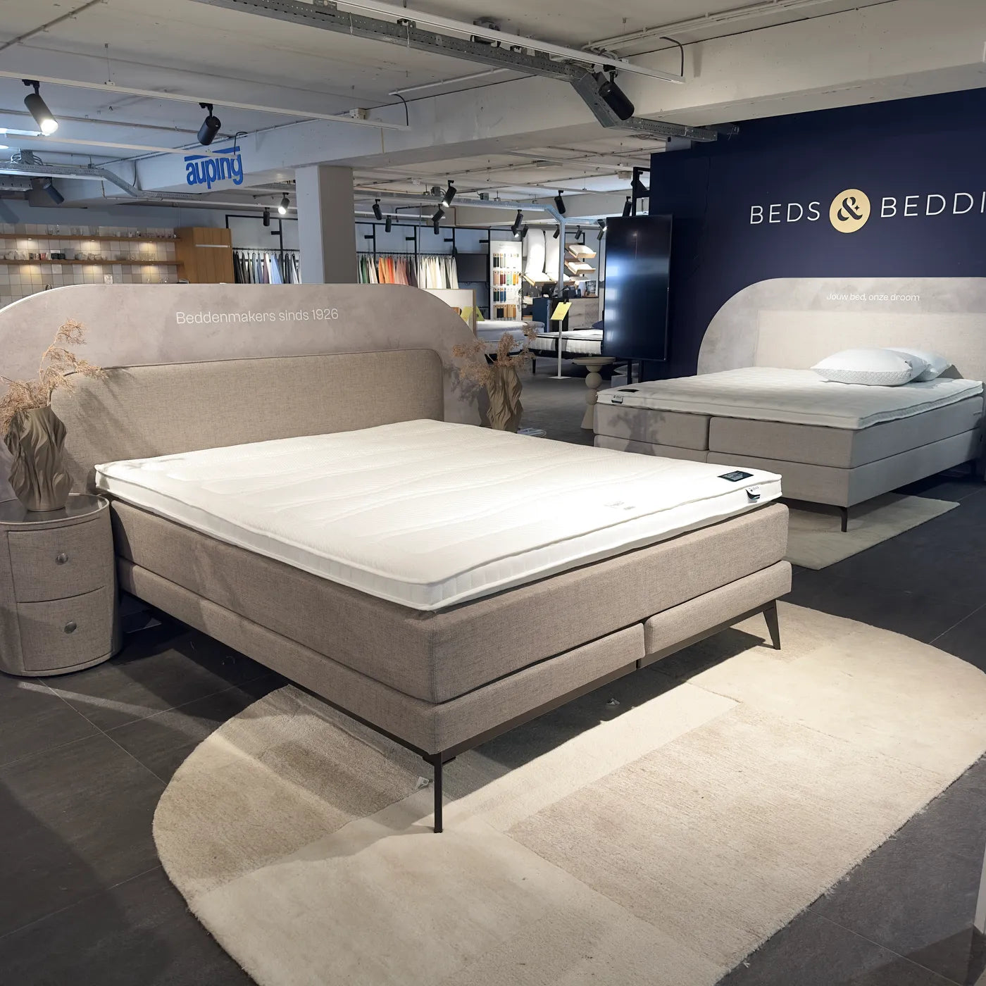 Ubica Torena Round 180 x 210 cm (Showroommodel)