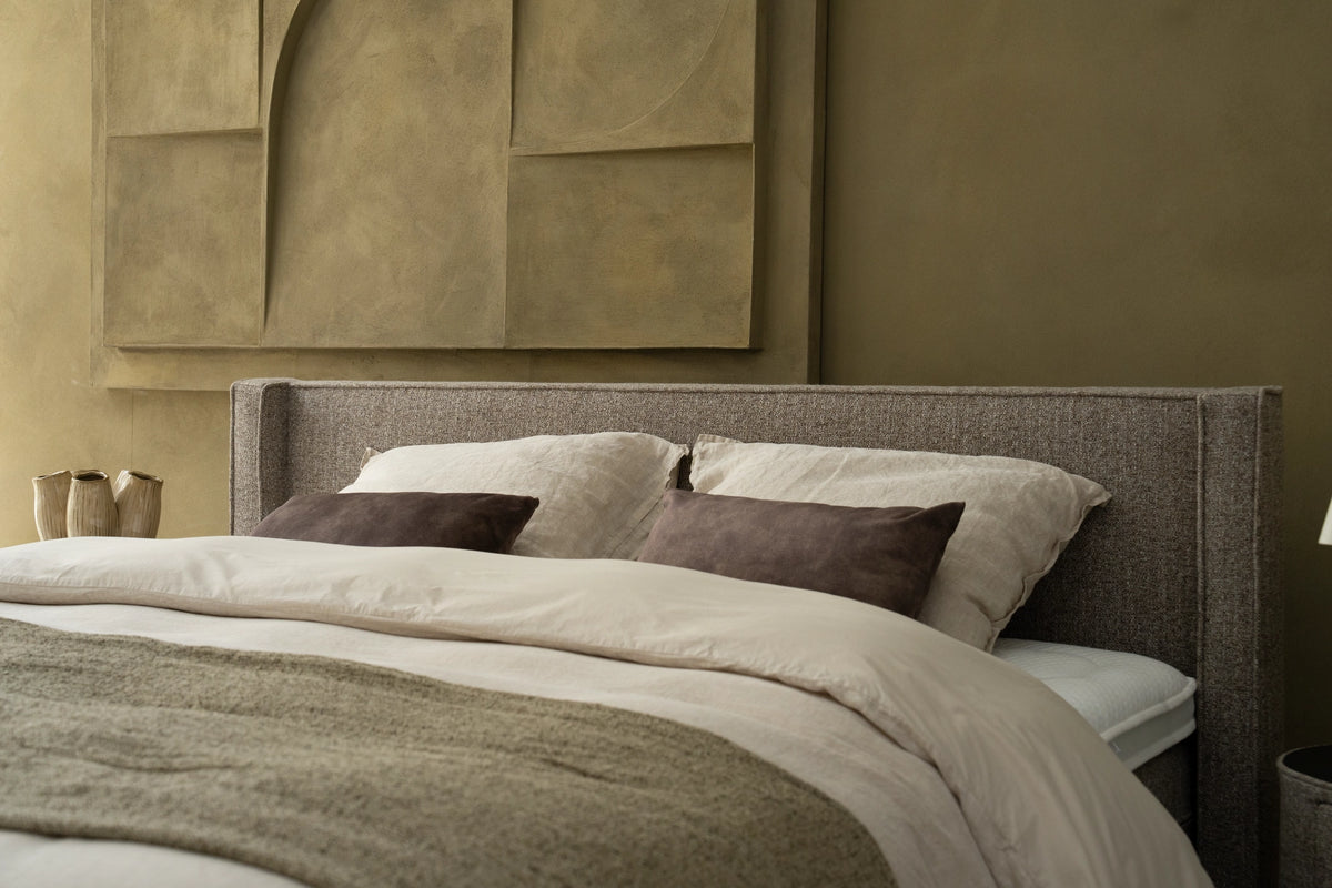 Ubica Avenza Curve boxspring