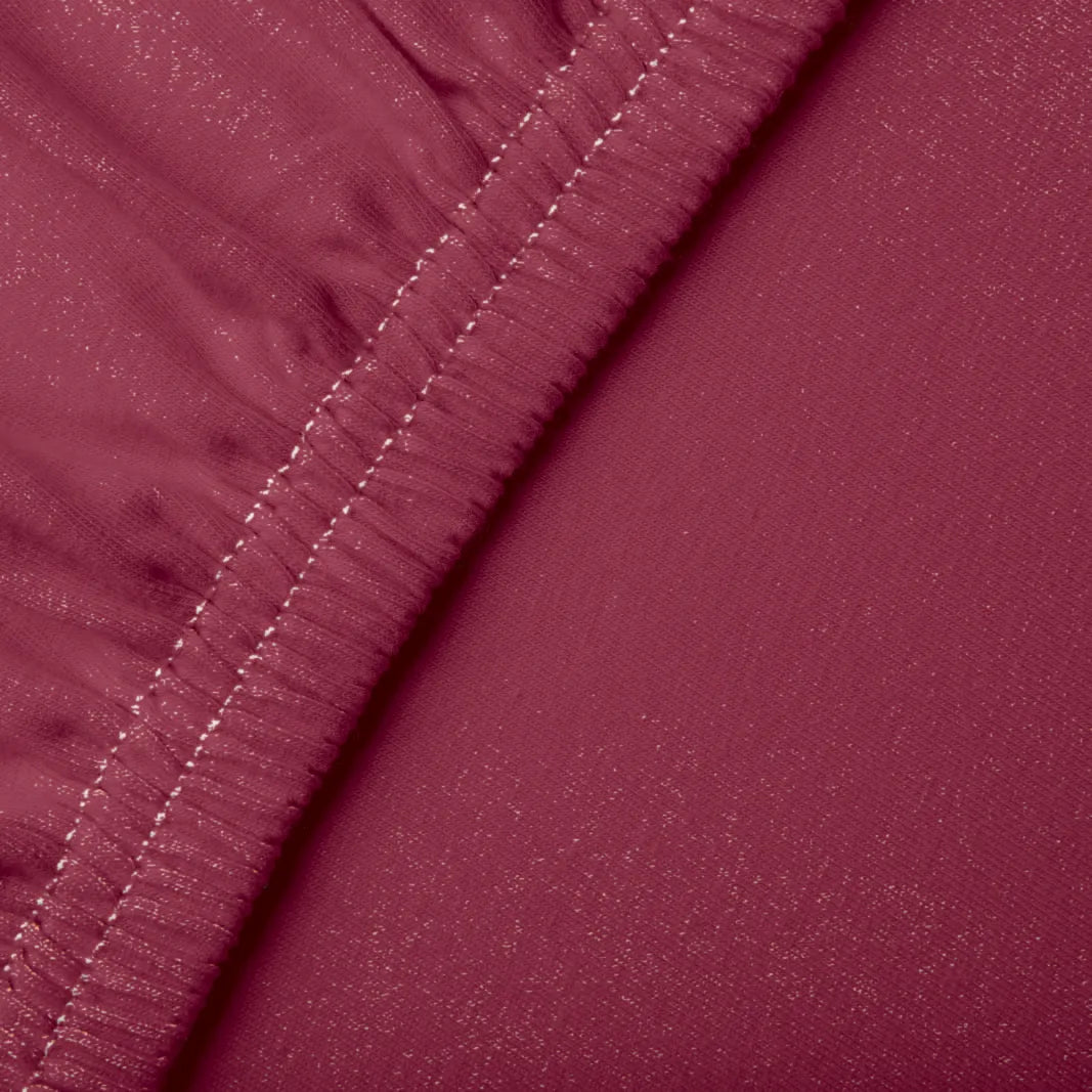 Bella Donna 0030 - bella-donna-hoeslaken-0030-bordeaux-detail-elastiek.webp