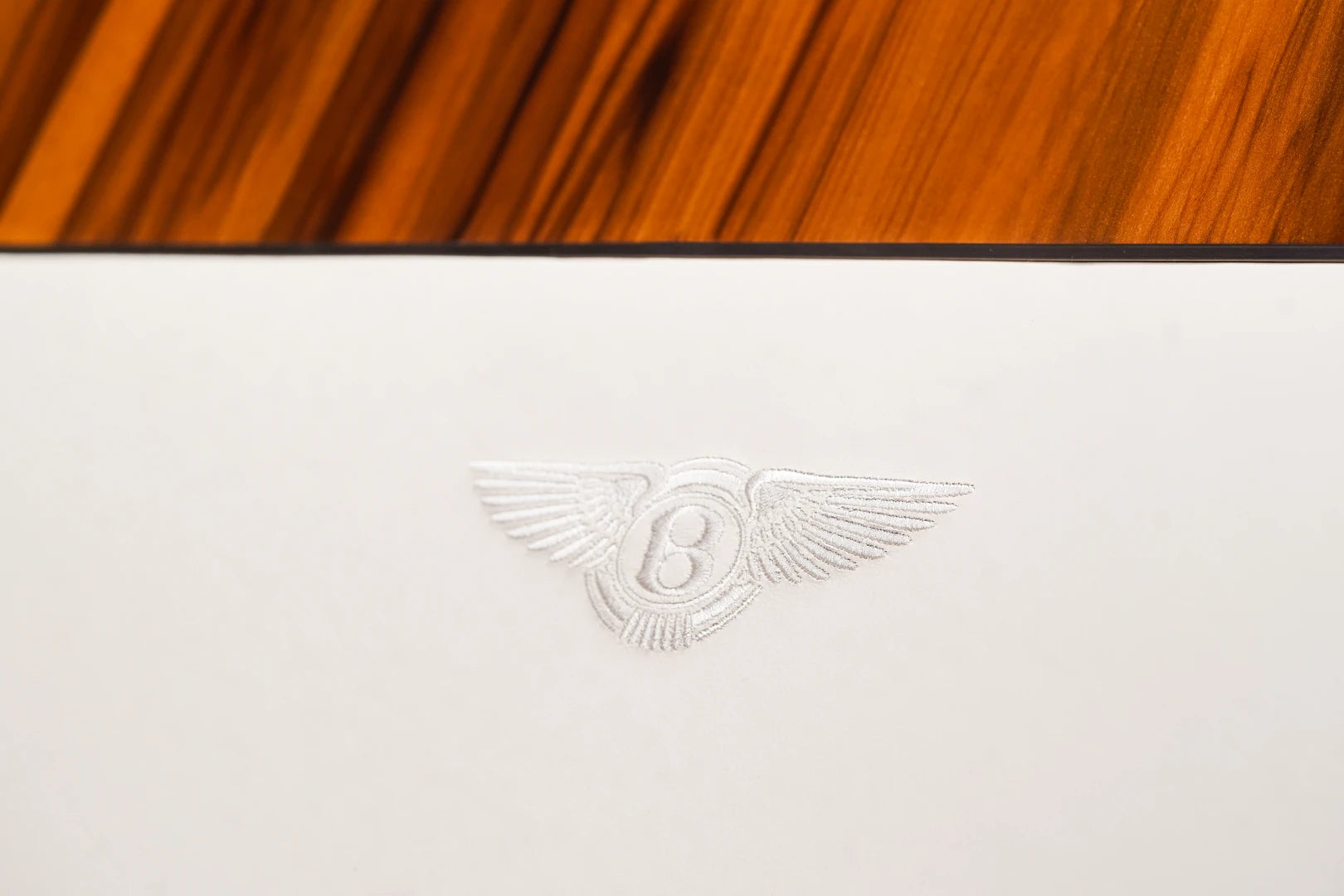 Bentley Home Ramsay 200 x 200 cm (Showroommodel)