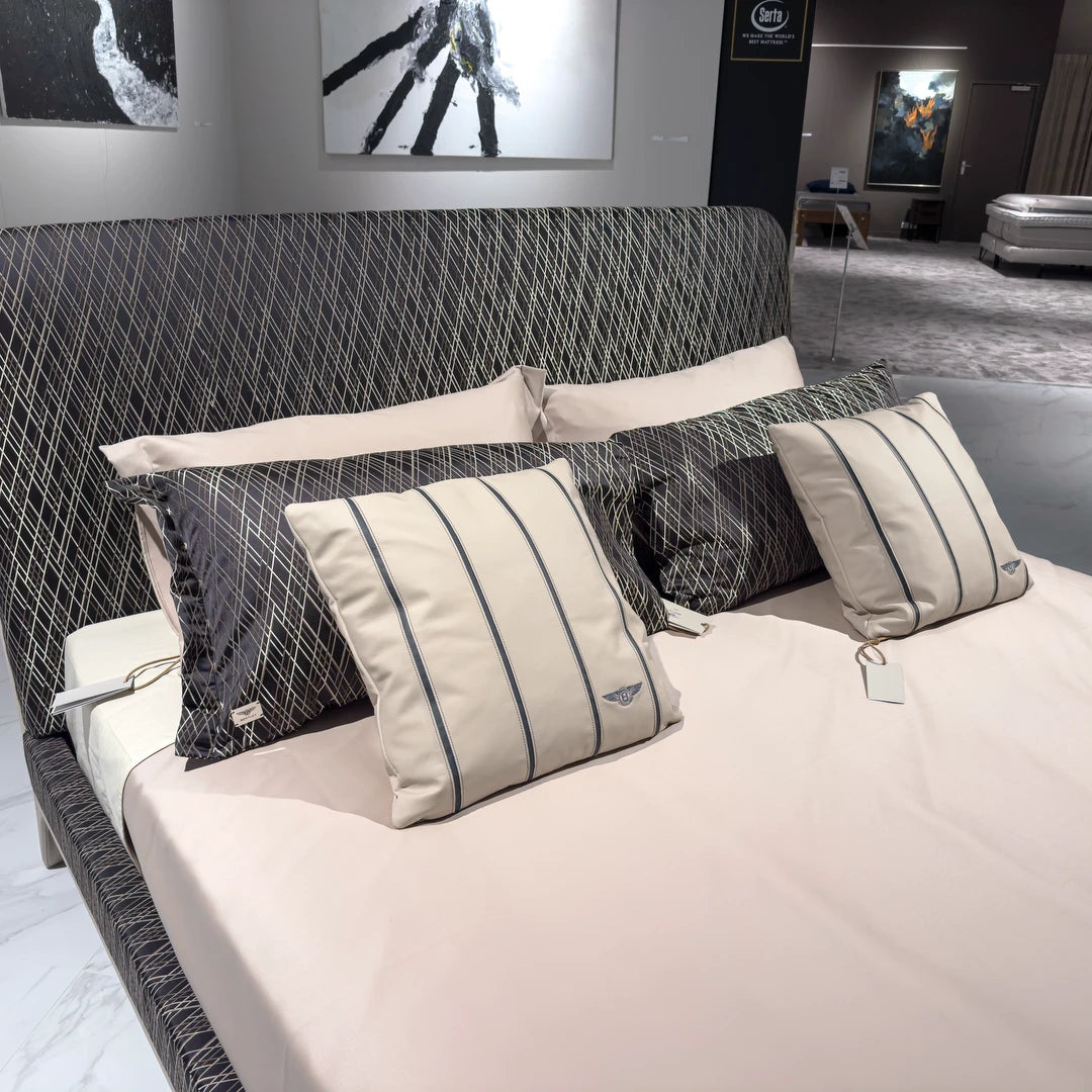 Bentley Home Newent 185 x 200 cm (Showroommodel)