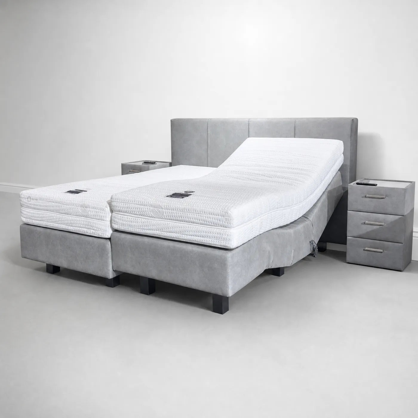 Elektrische Boxspring Twist incl. Nachtkastjes (Showroommodel)