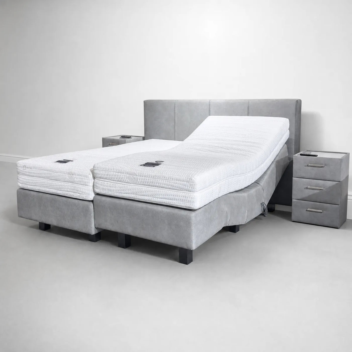 Elektrische Boxspring Twist incl. Nachtkastjes (Showroommodel)