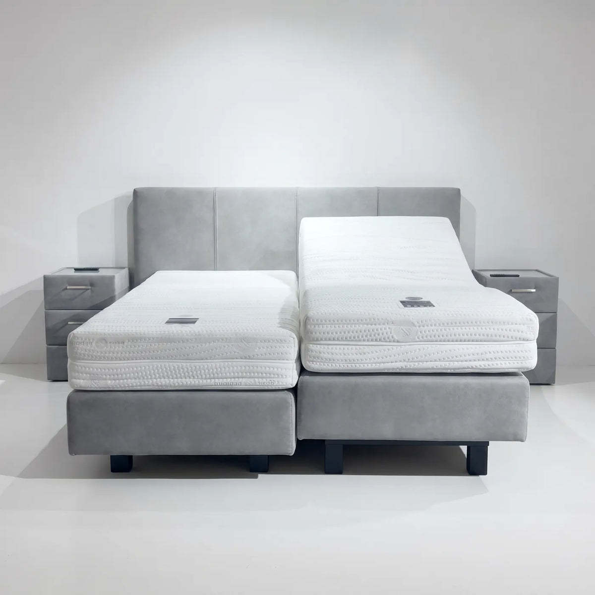 Elektrische Boxspring Twist incl. Nachtkastjes (Showroommodel)