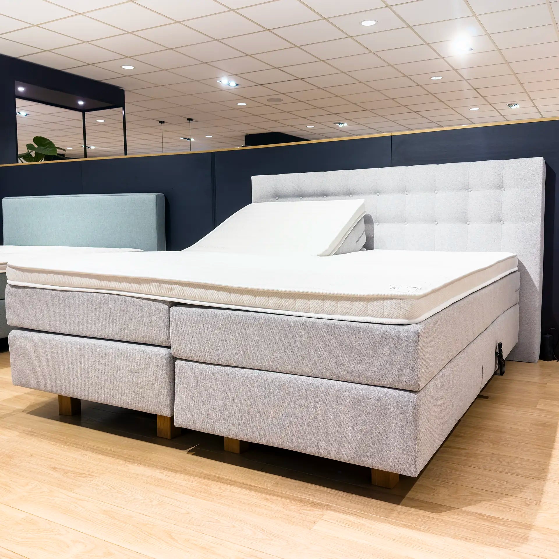 Wake Up Boxspring Nopped (Showroommodel)