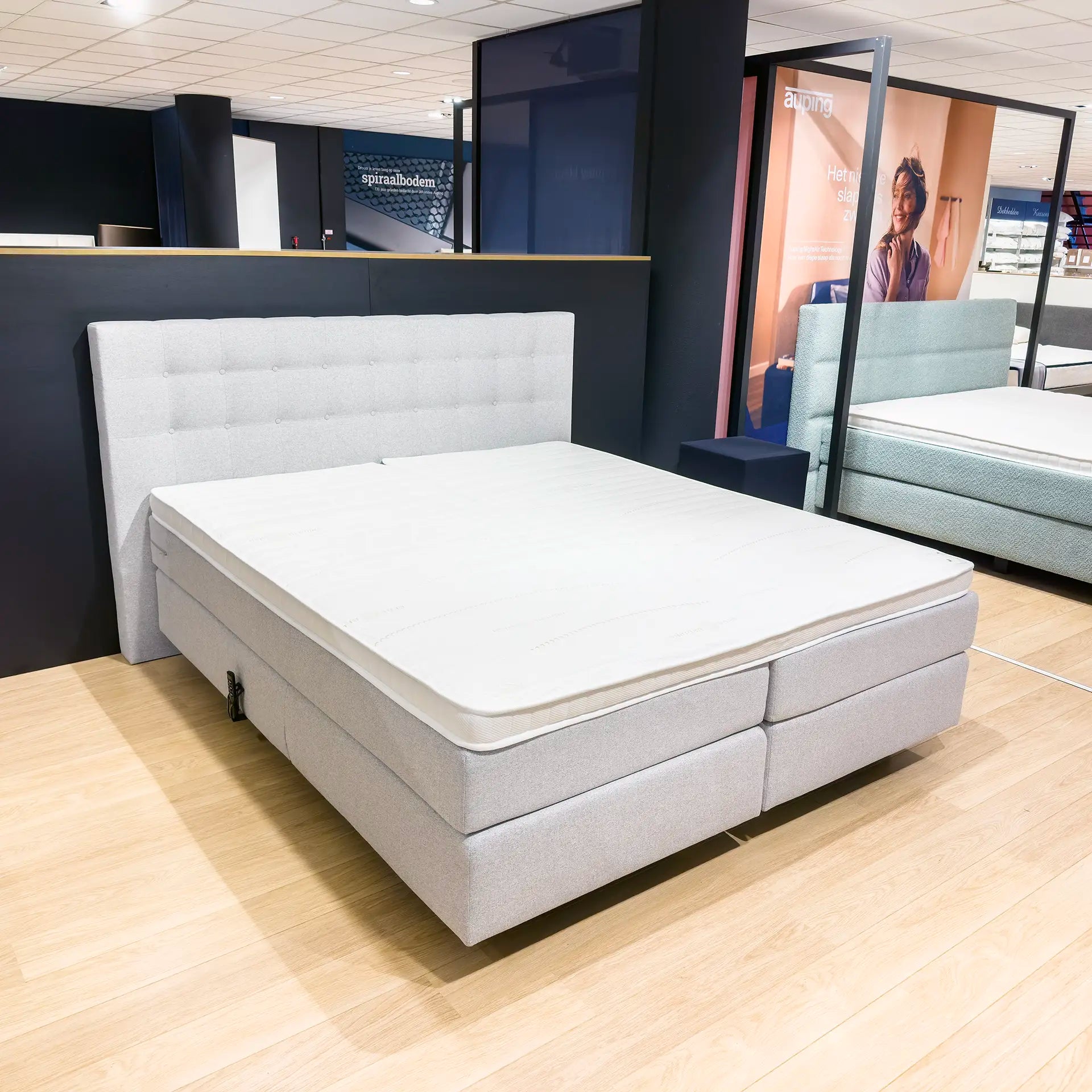 Wake Up Boxspring Nopped (Showroommodel)