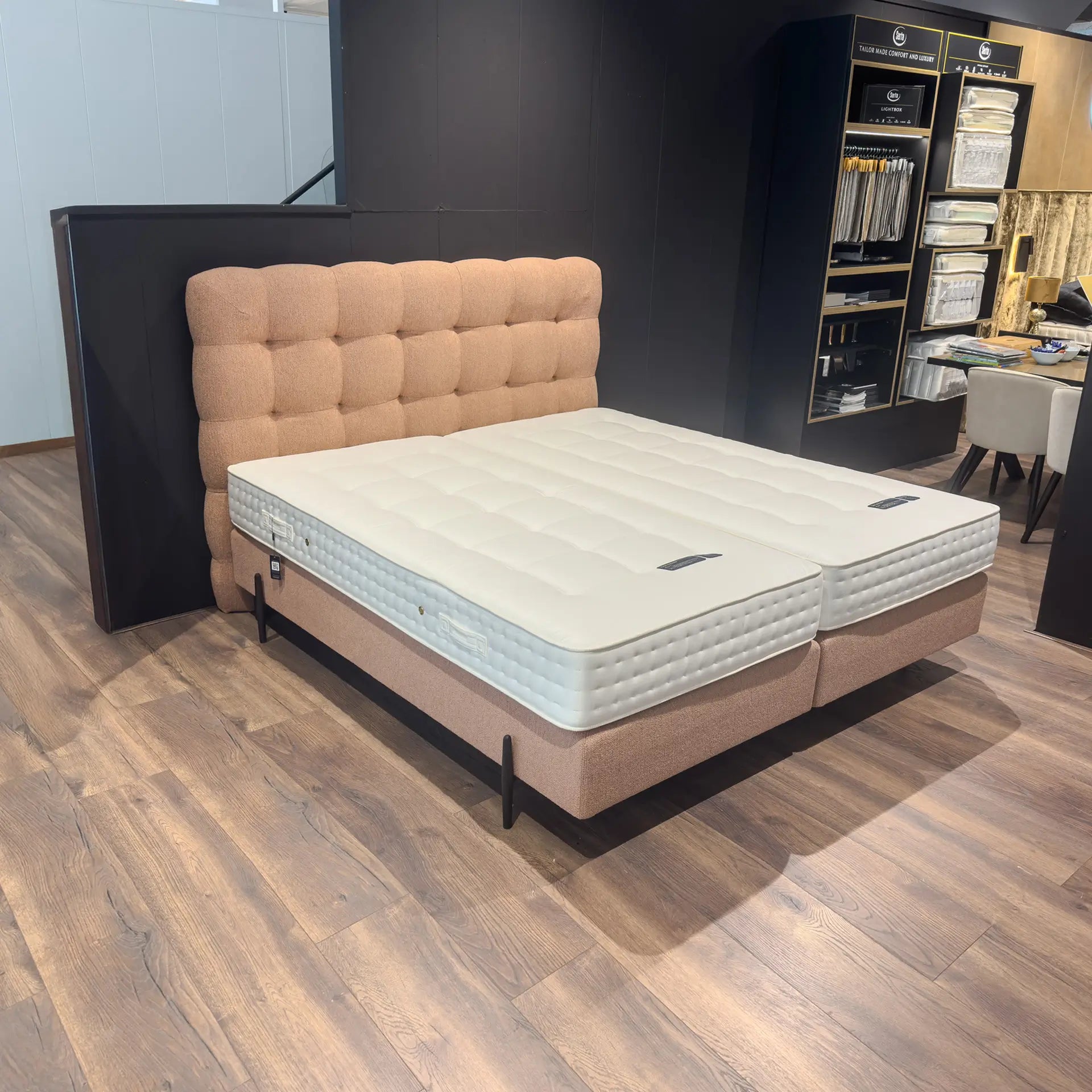 Pullman Washington 180 x210 cm (Showroommodel)