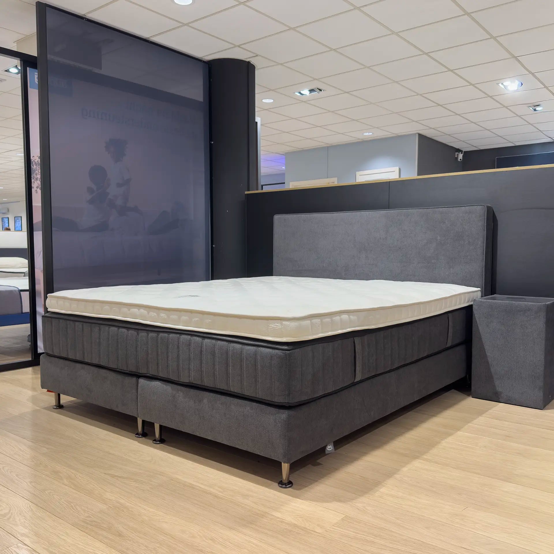 Serta Premium Classico Boxspring (Showroommodel)