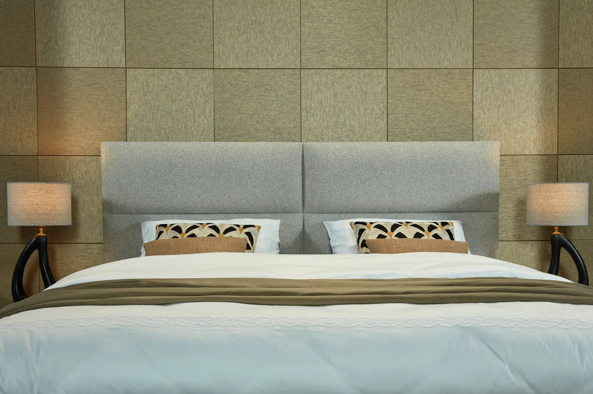 Serta Lounge Premium boxspring hoofdbord close up