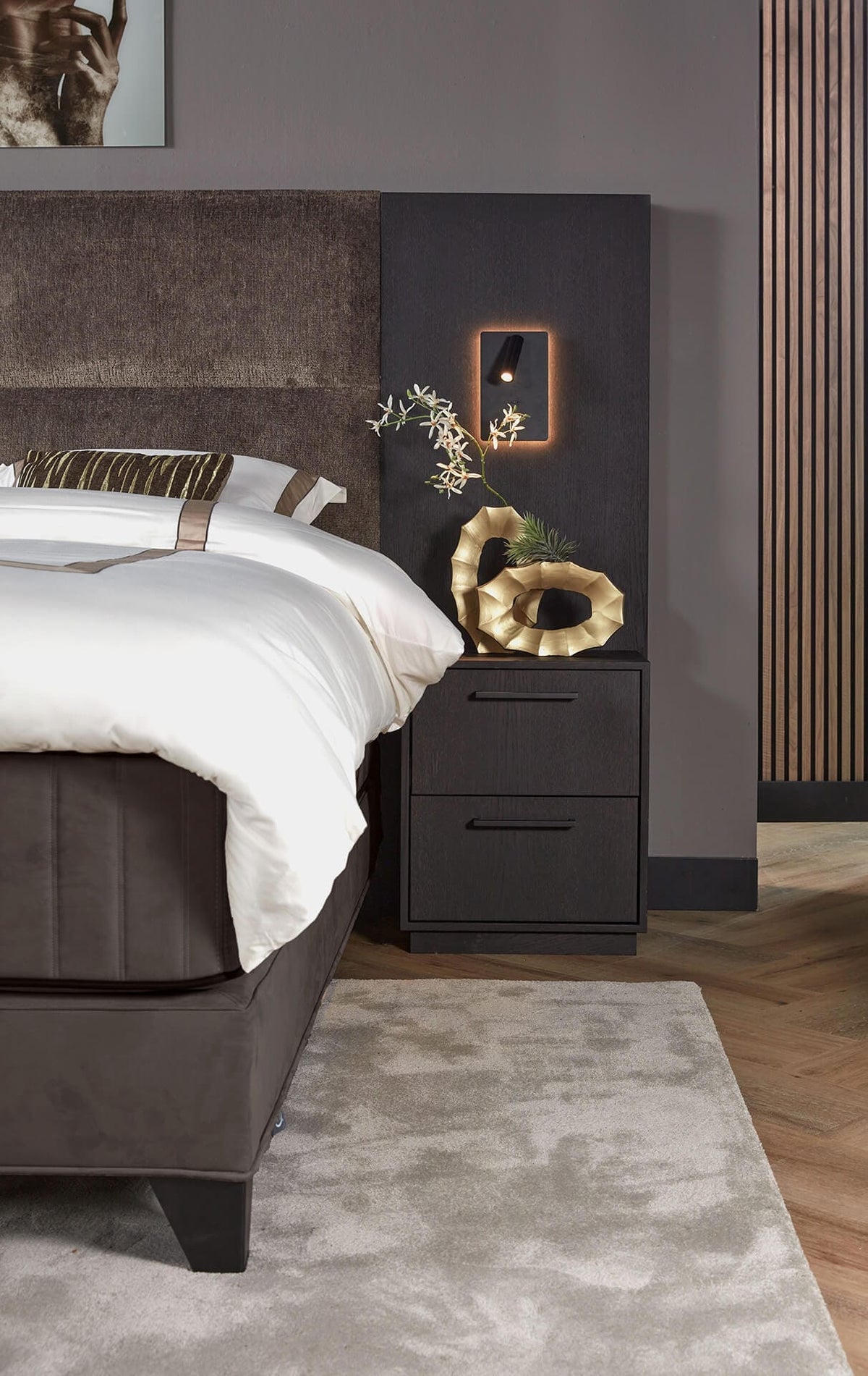 Serta Maestro Hotel Couture Boxspring