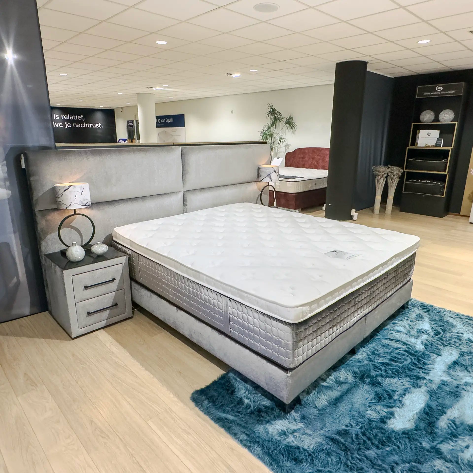 Serta Premium Brut Boxspring (showroommodel)