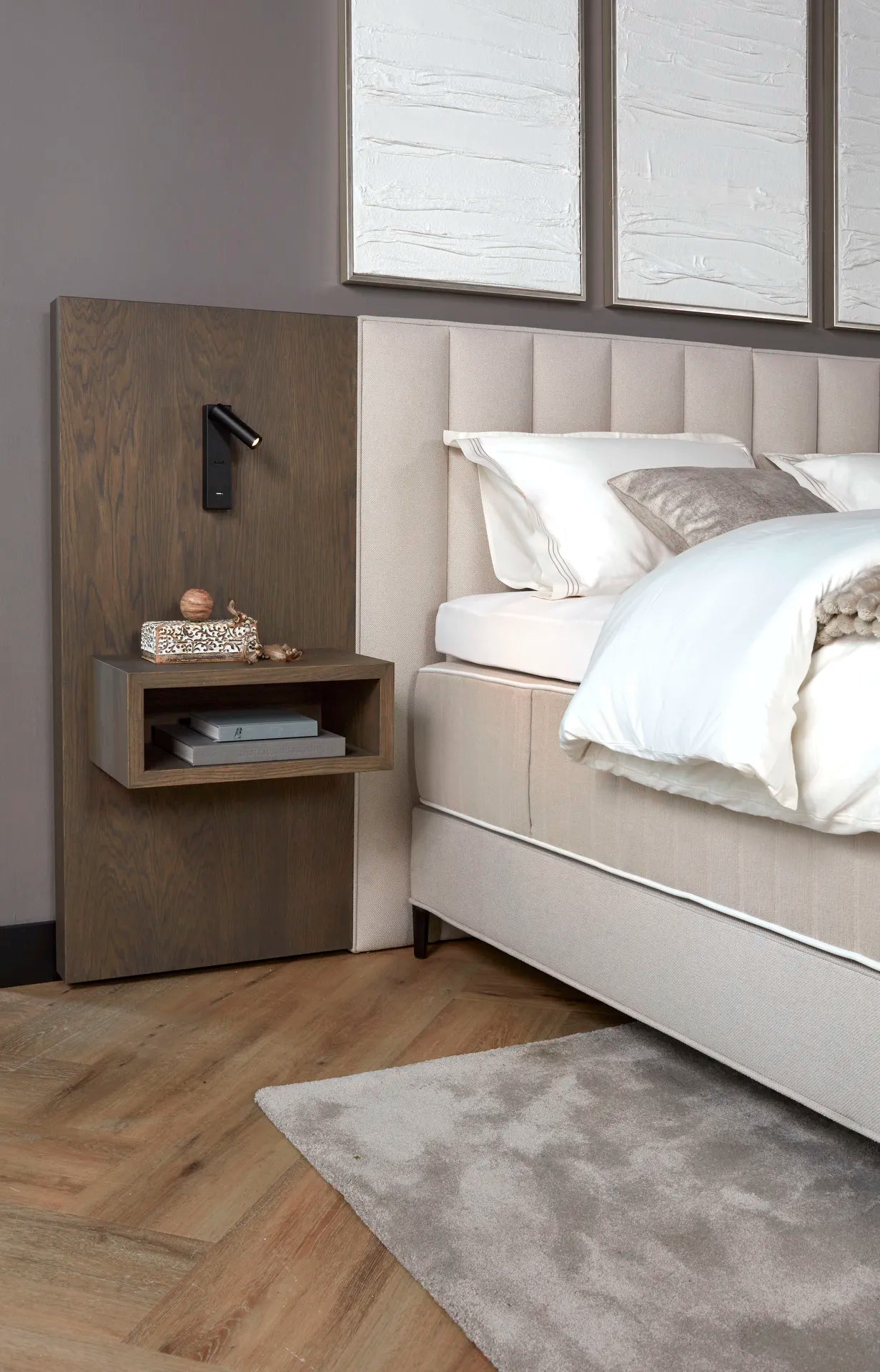 Serta Tube Wood Luxury Boxspring