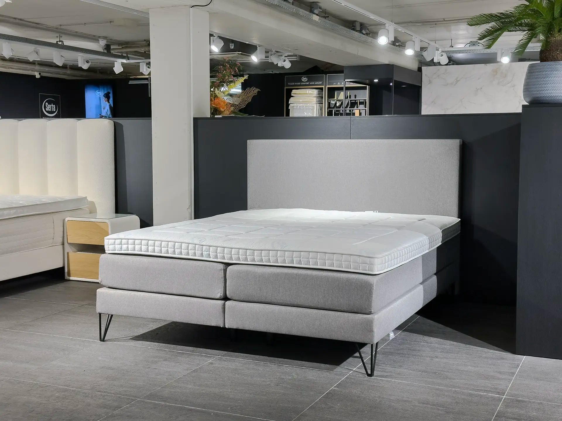 Serta Vogue Boxspring Tom (Showroommodel)