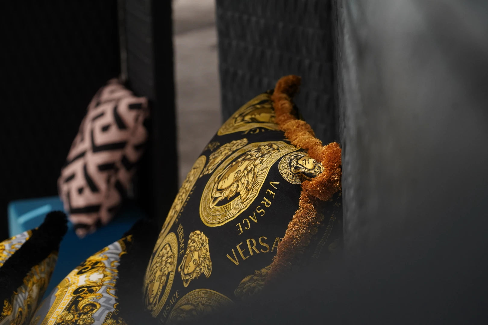 Versace Home V-King 185 x 200 cm (Showroommodel)