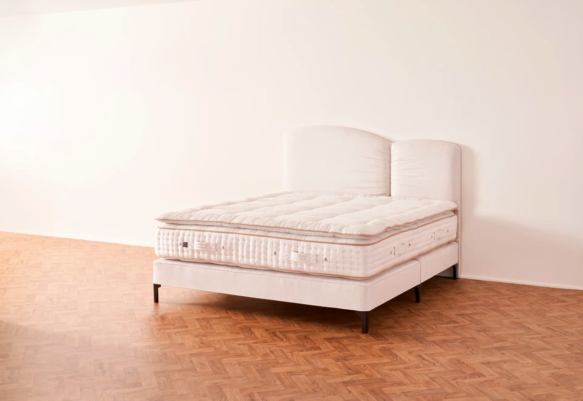 Vispring Sublime Superb met bijpassende gestoffeerde boxspring - productfoto 1